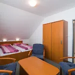 Ve Skiresortu Bukova Hora * Mlynicky Dvur