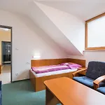 Ve Skiresortu Bukova Hora * Mlynicky Dvur