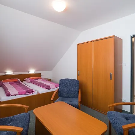 Ve Skiresortu Bukova Hora * Mlynicky Dvur